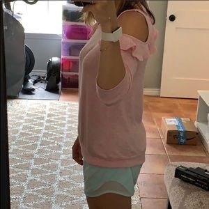 Open shoulder pink long sleeve shirt